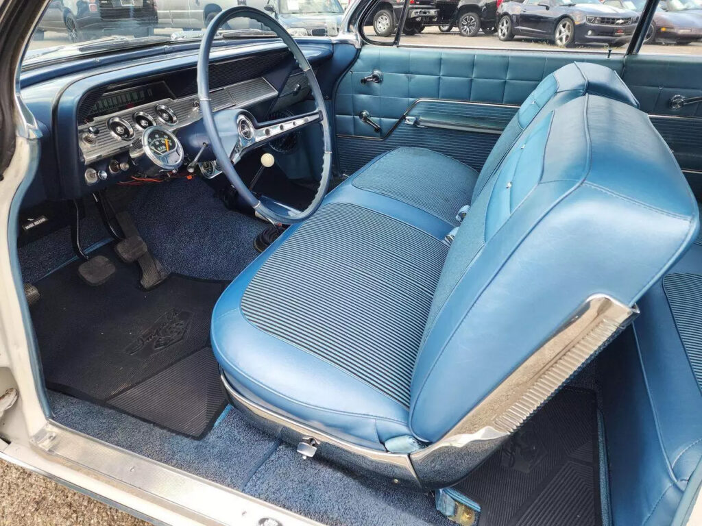 1962 Chevrolet Impala Sport Coupe 8CYL