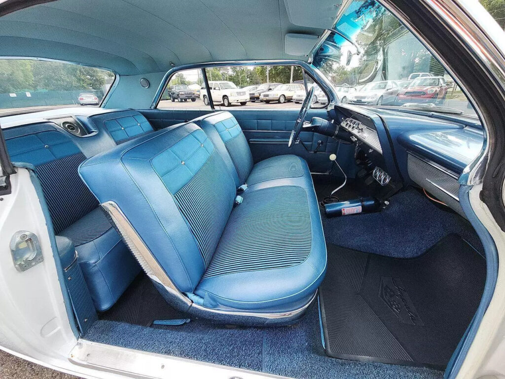 1962 Chevrolet Impala Sport Coupe 8CYL