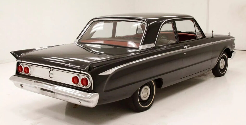 1962 Mercury Comet 2 Door Sedan