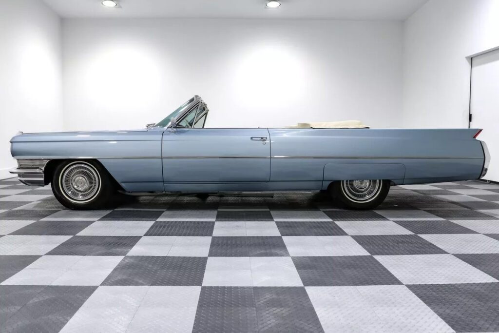 1964 Cadillac Series 62