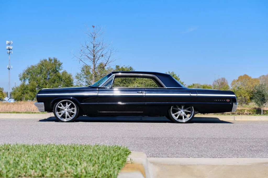 1964 Chevrolet Impala Low Rod, Cold AC