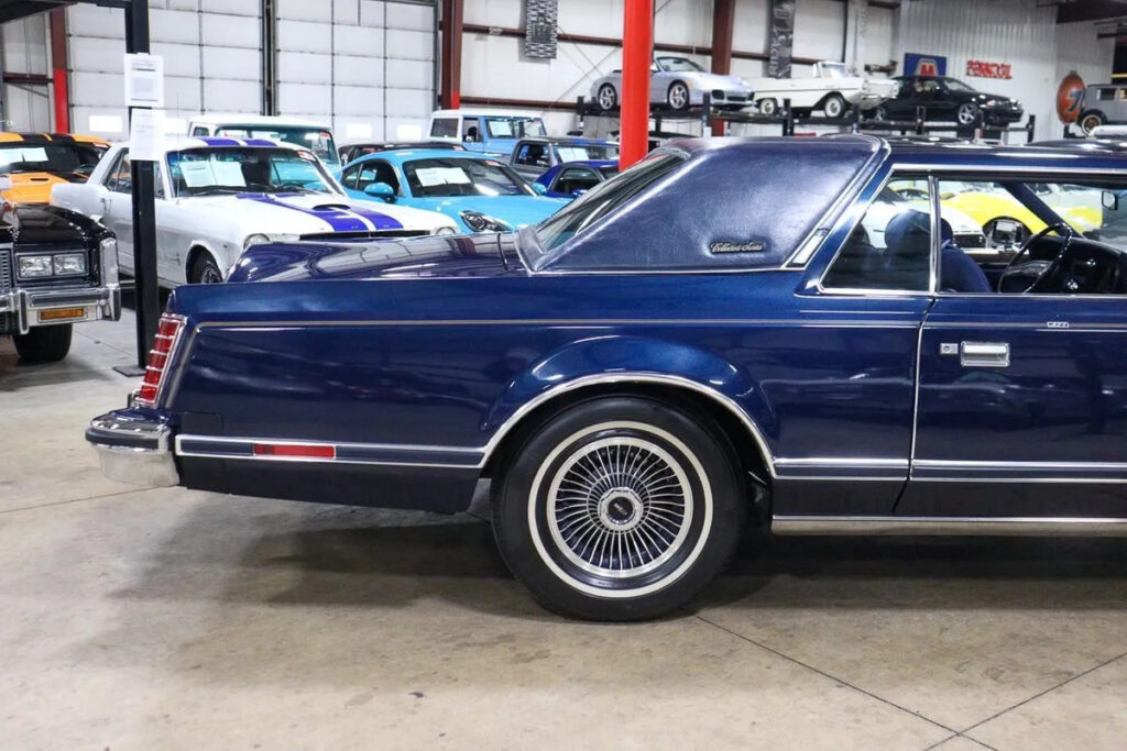 1979 Lincoln Continental Mark V