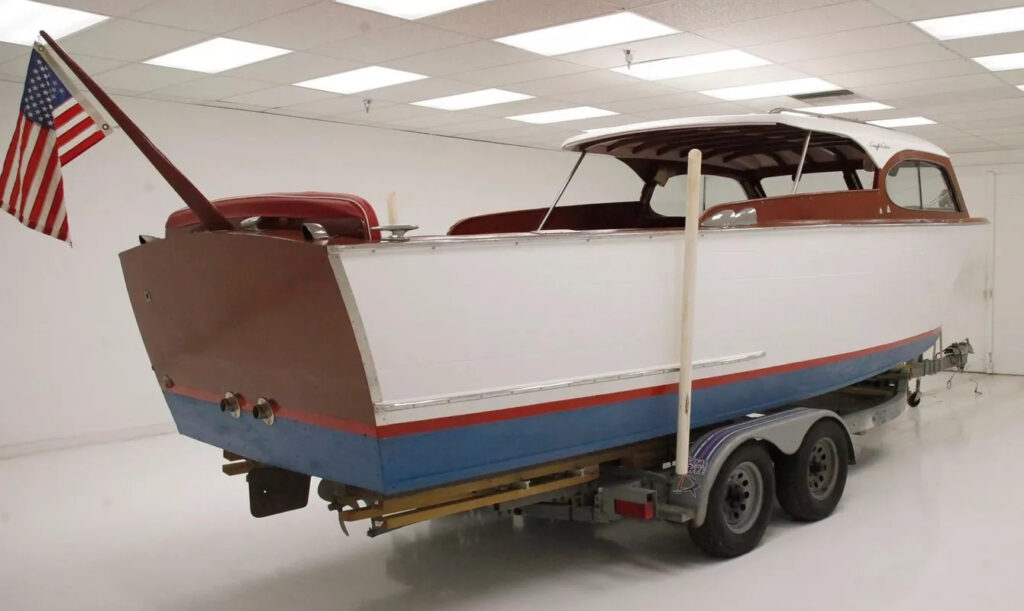 1955 Chris Craft Cruiser 26 Foot 327Q