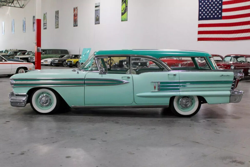 1958 Oldsmobile Eighty-Eight Fiesta Station Wagon