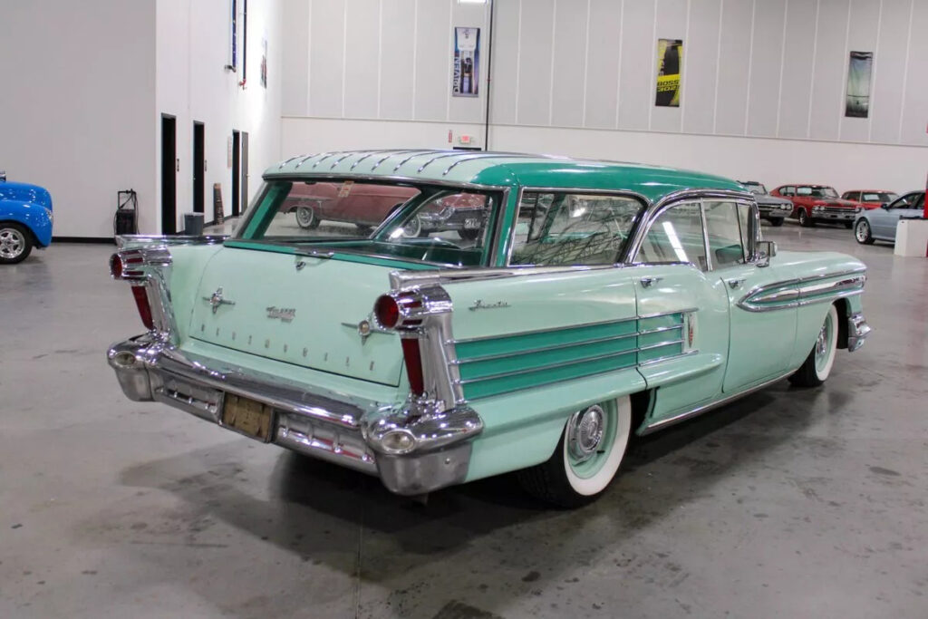 1958 Oldsmobile Eighty-Eight Fiesta Station Wagon