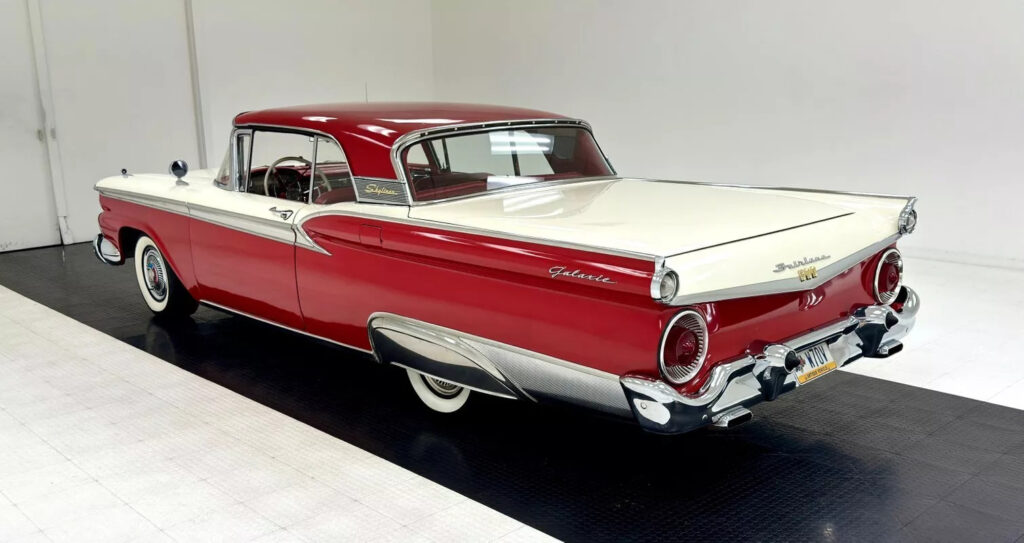 1959 Ford Galaxie Skyliner