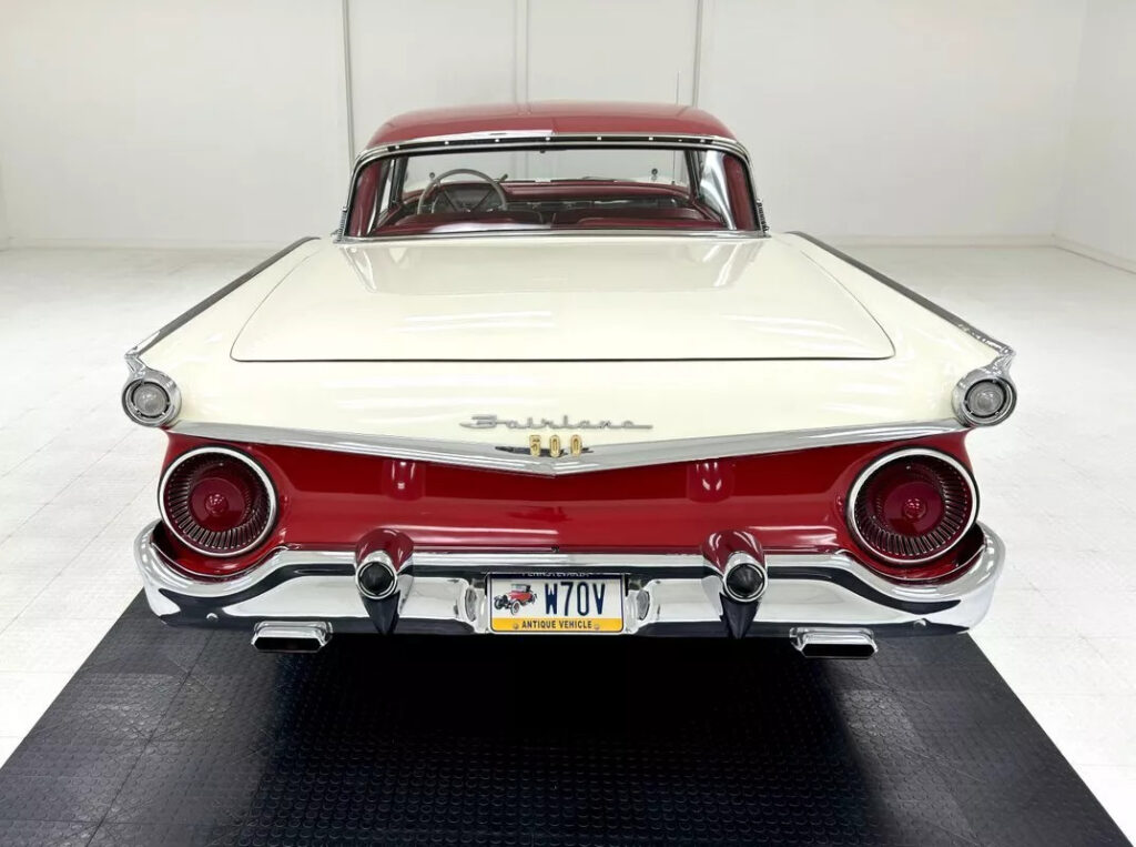 1959 Ford Galaxie Skyliner