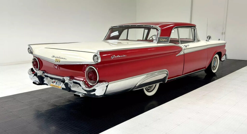 1959 Ford Galaxie Skyliner