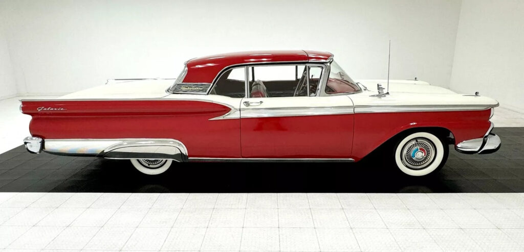 1959 Ford Galaxie Skyliner