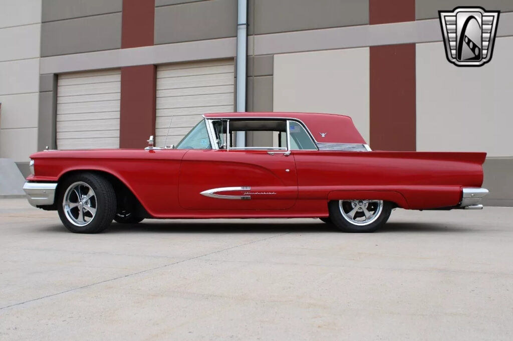 1959 Ford Thunderbird