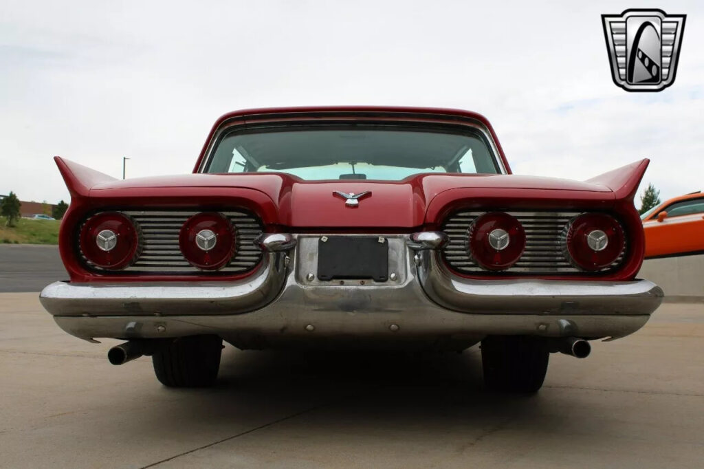 1959 Ford Thunderbird