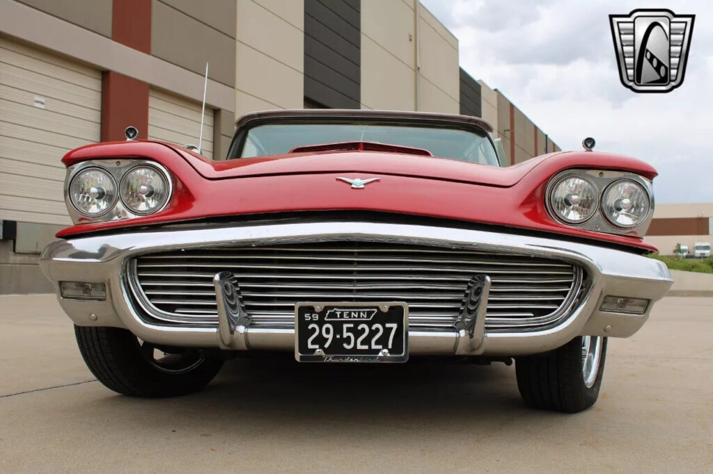 1959 Ford Thunderbird