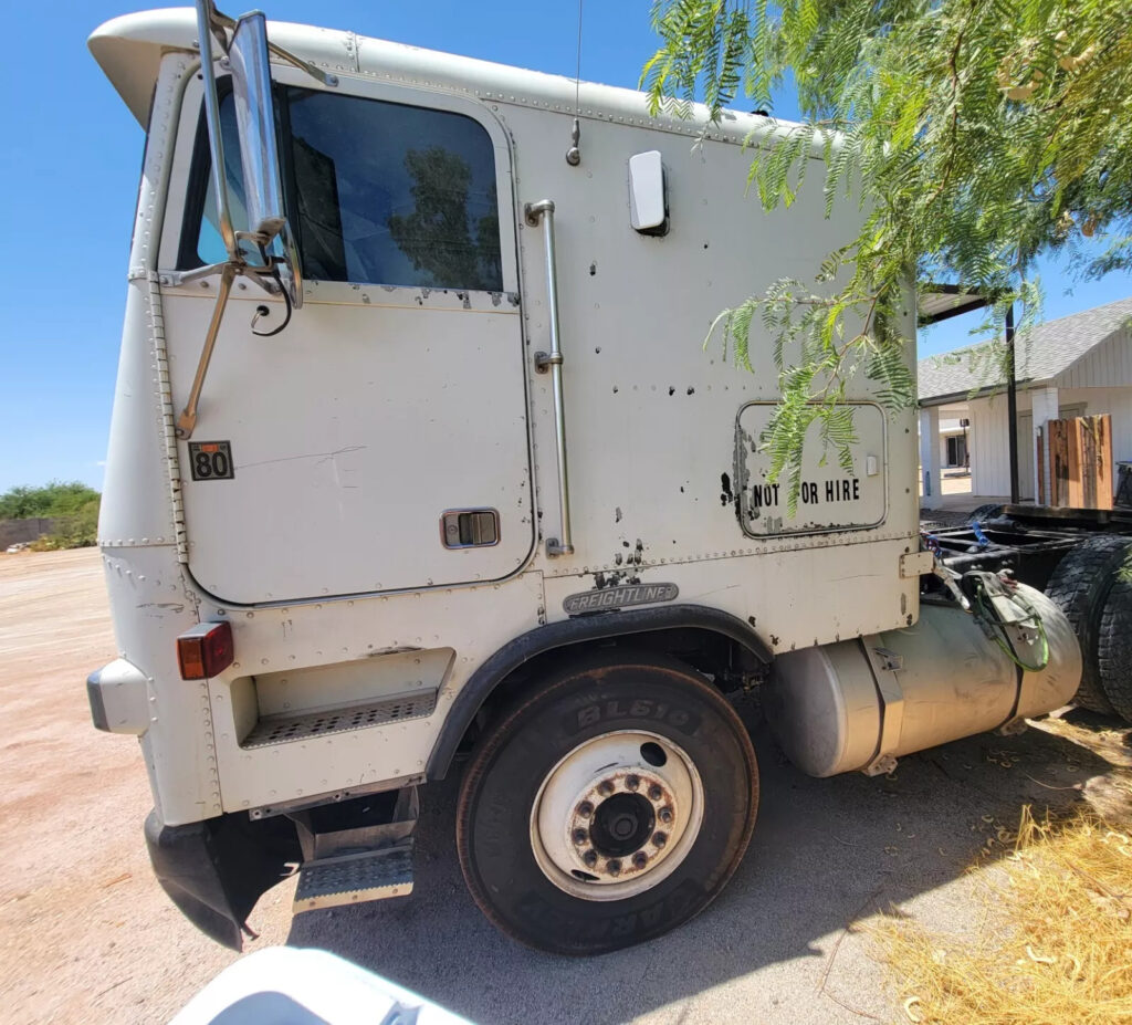 1993 Freightliner FLA Cabover