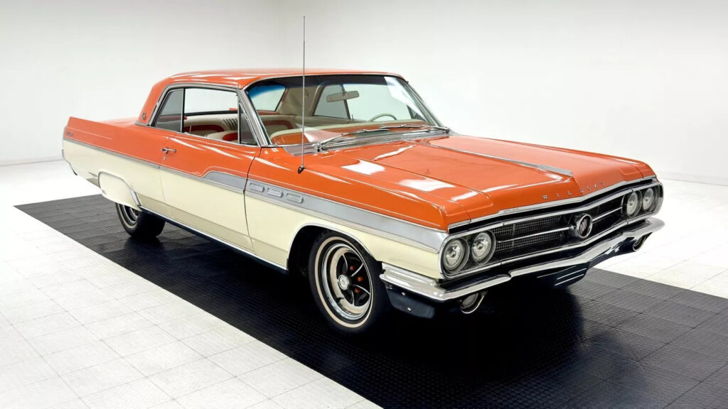 1963 Buick Wildcat 2 Door Hardtop