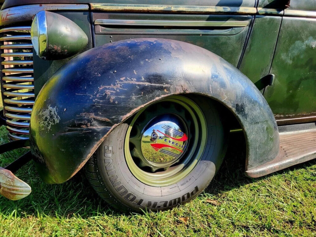 1939 Chevrolet Pickups