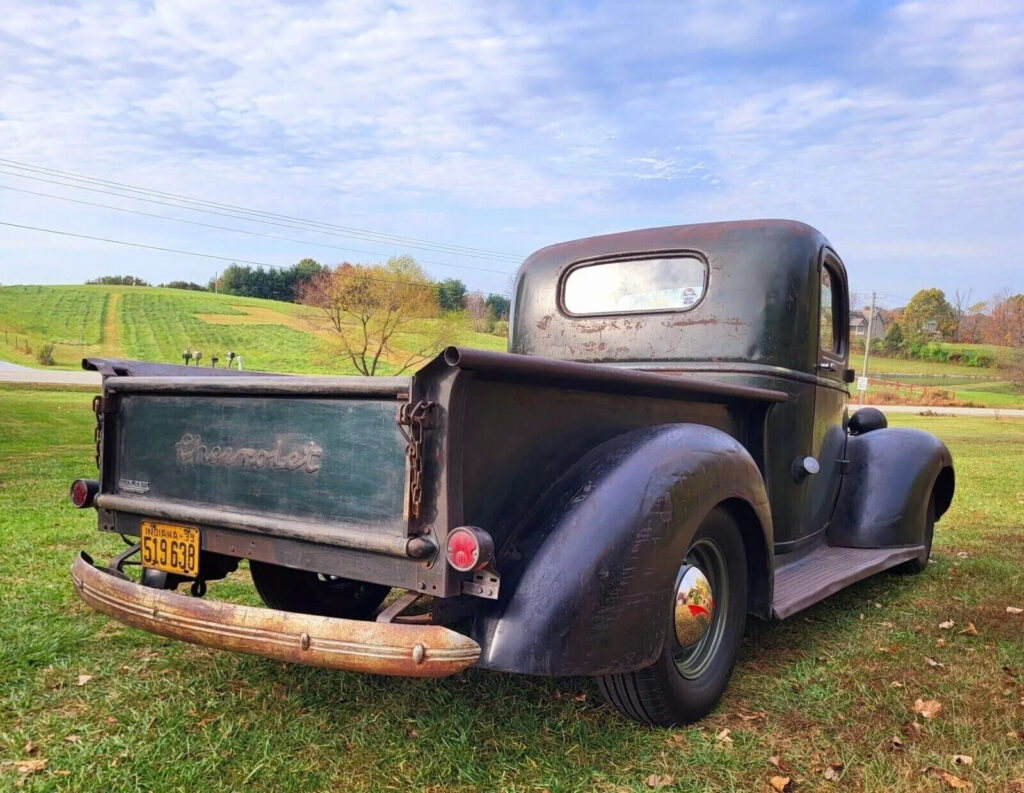 1939 Chevrolet Pickups