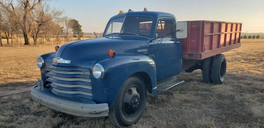 1951 Chevrolet Pickups