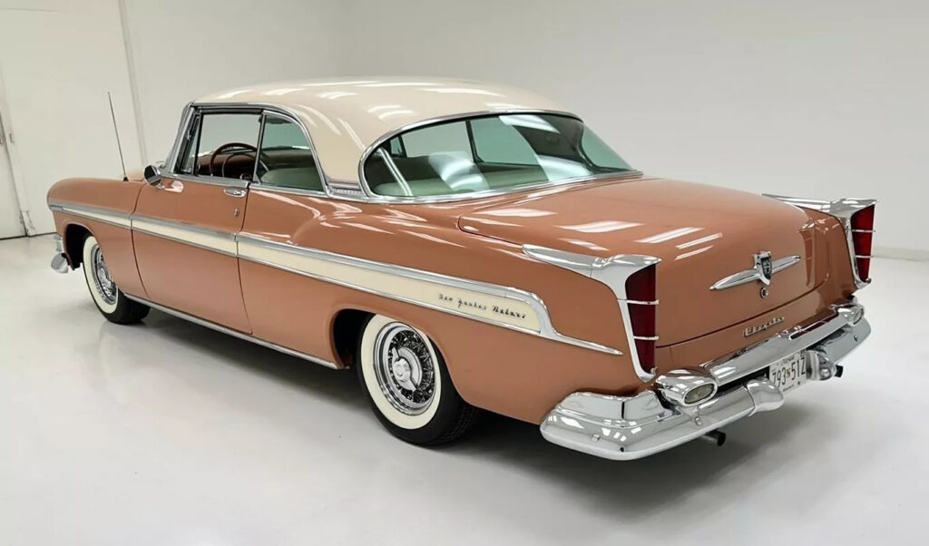 1955 Chrysler New Yorker Deluxe Hardtop