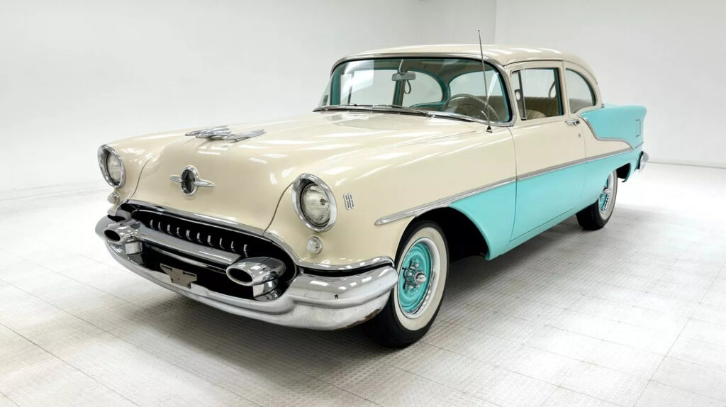 1955 Oldsmobile Eighty-Eight 2 Door Sedan