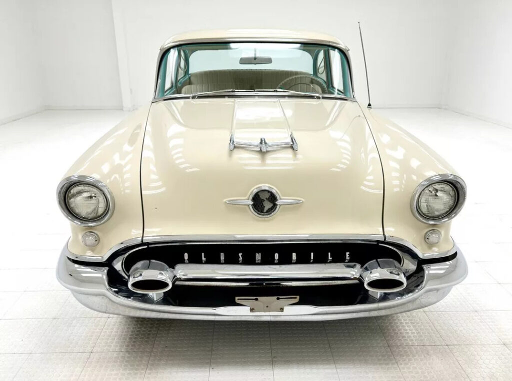 1955 Oldsmobile Eighty-Eight 2 Door Sedan