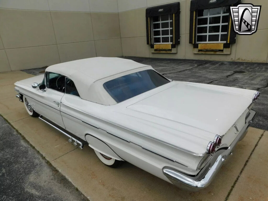 1960 Pontiac Bonneville Convertible