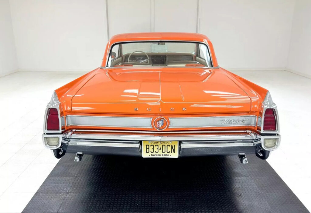 1963 Buick Wildcat 2 Door Hardtop