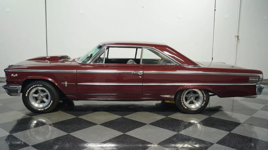 1963 Ford Galaxie 500 R code Lightweight