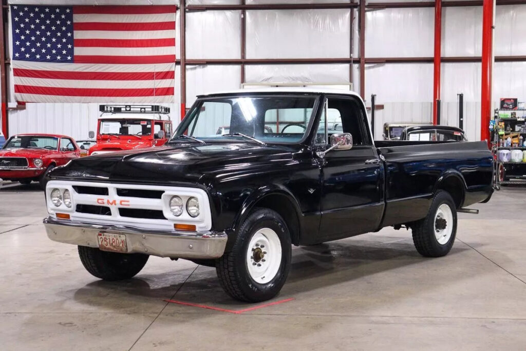 1967 GMC C2500