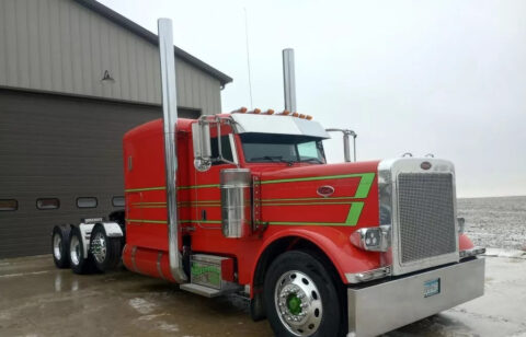 2005 Peterbilt 379 EXHD Conventional Sleeper Semi for sale