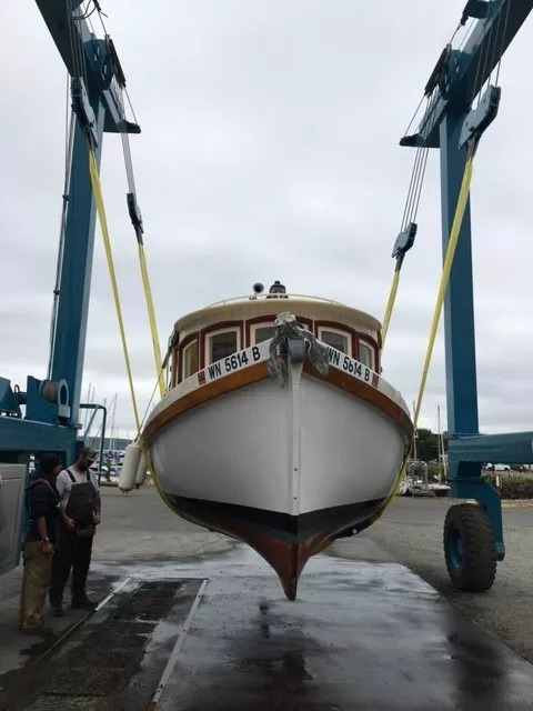 Antique Vintage wood Cabin Cruiser Diesel Pocket Trawler