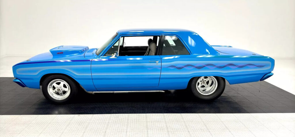 1967 Dodge Dart 2 Door Sedan