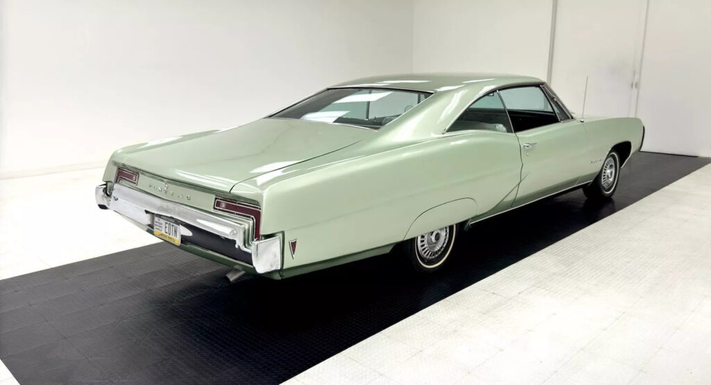 1968 Pontiac Executive Hardtop