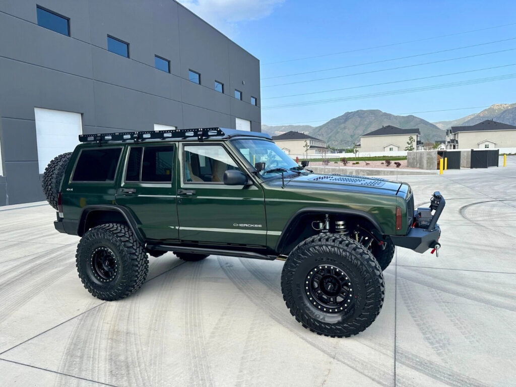 1997 Jeep Cherokee XJ – Beautiful Restomod