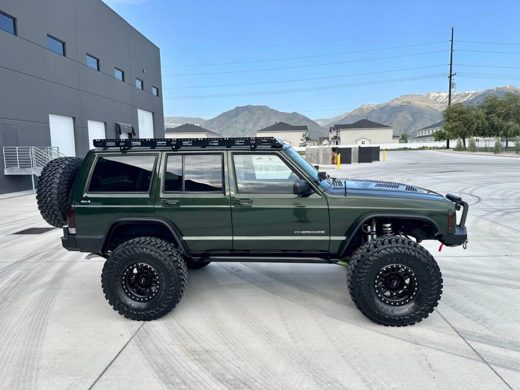 1997 Jeep Cherokee XJ – Beautiful Restomod