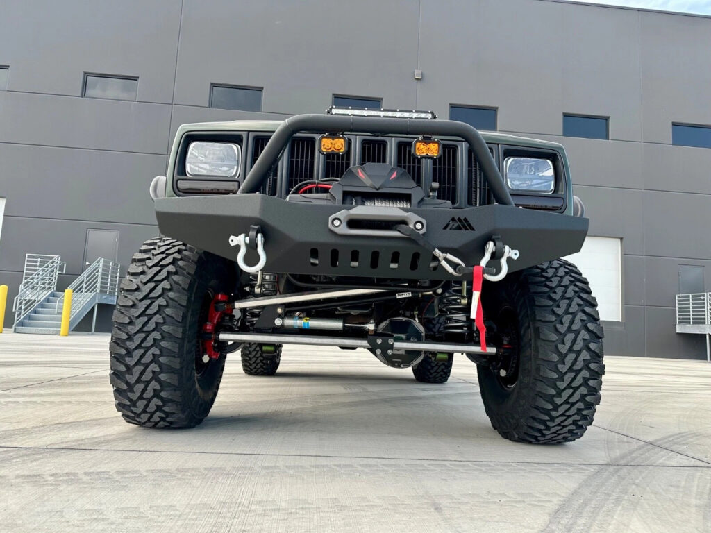 1997 Jeep Cherokee XJ – Beautiful Restomod