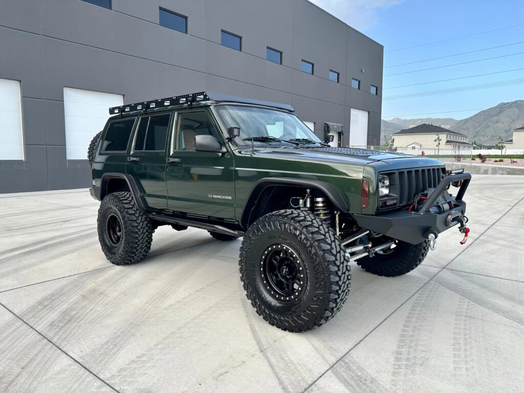 1997 Jeep Cherokee XJ – Beautiful Restomod
