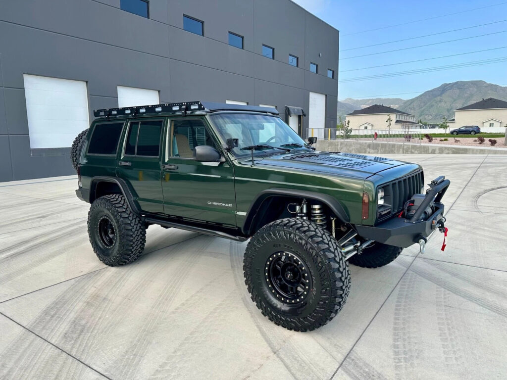 1997 Jeep Cherokee XJ – Beautiful Restomod