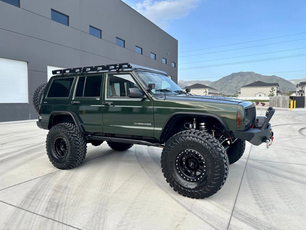 1997 Jeep Cherokee XJ – Beautiful Restomod