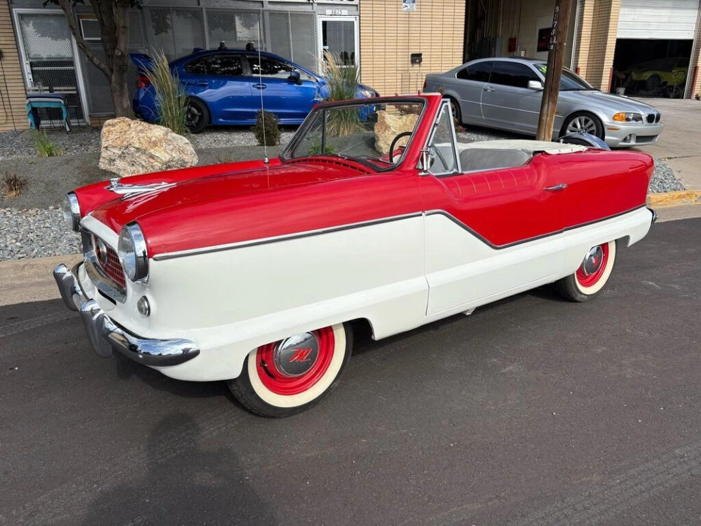 1960 Nash Metropolitan Convertible Very cute Little