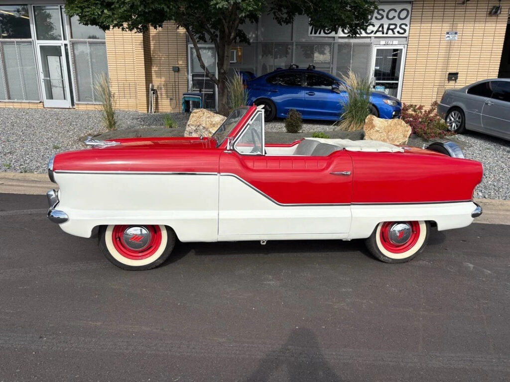 1960 Nash Metropolitan Convertible Very cute Little