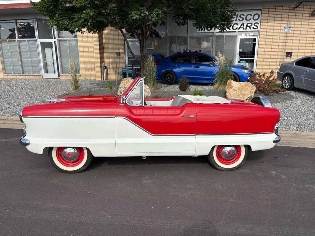 1960 Nash Metropolitan Convertible Very cute Little