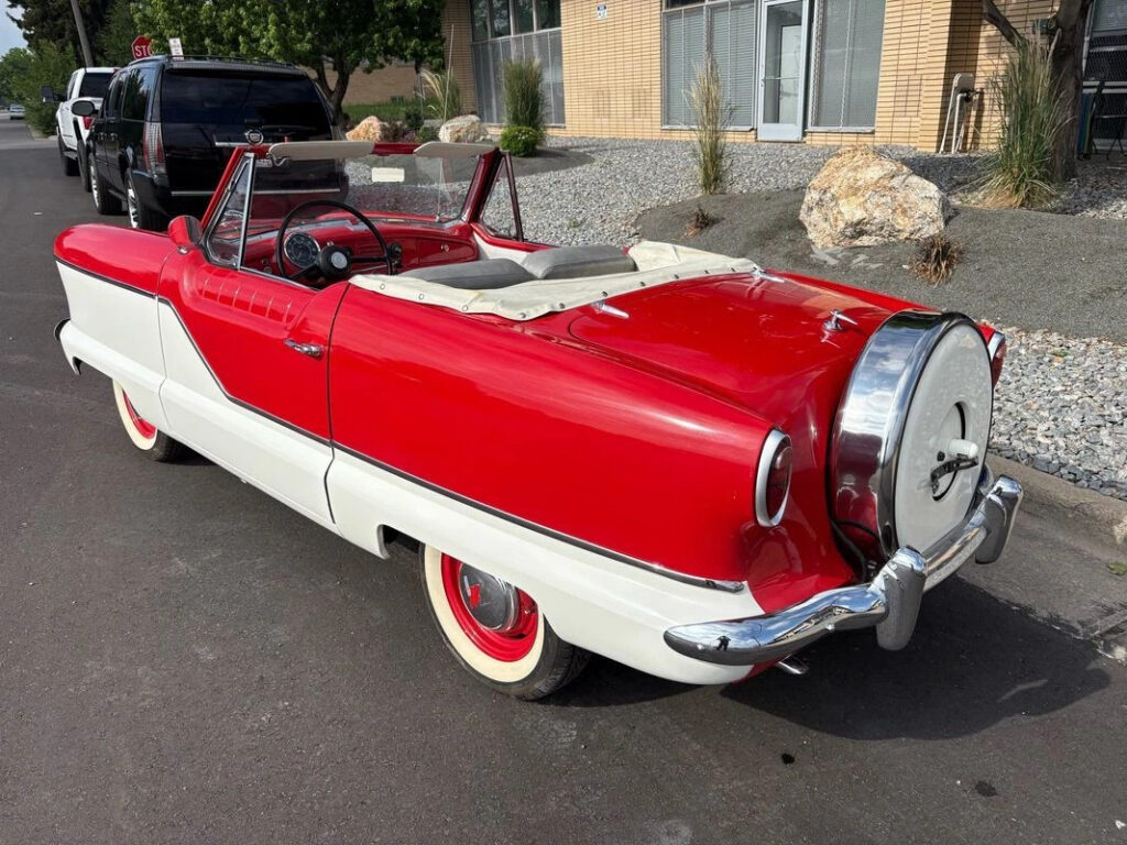 1960 Nash Metropolitan Convertible Very cute Little