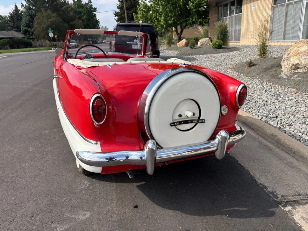1960 Nash Metropolitan Convertible Very cute Little