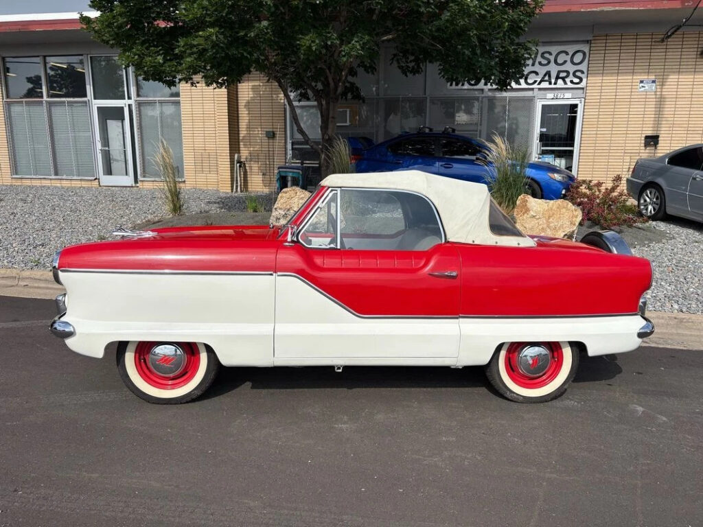1960 Nash Metropolitan Convertible Very cute Little