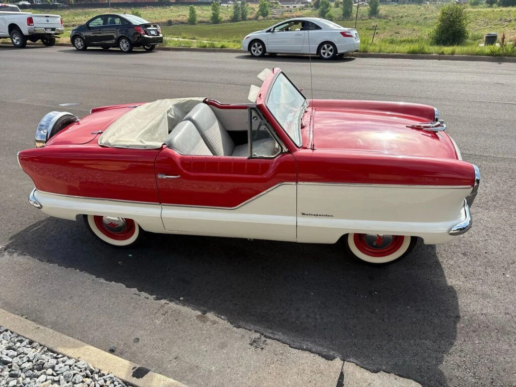 1960 Nash Metropolitan Convertible Very cute Little