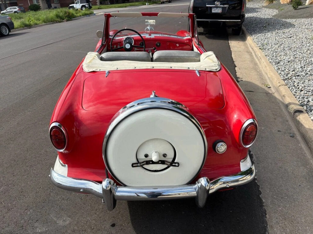 1960 Nash Metropolitan Convertible Very cute Little