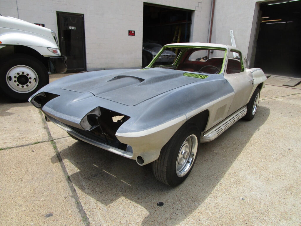 1964 Chevrolet Corvette Sting RAY Sport Coupe