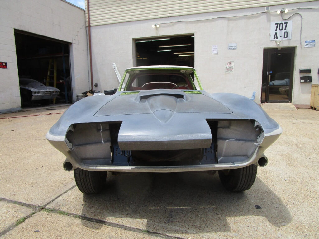 1964 Chevrolet Corvette Sting RAY Sport Coupe