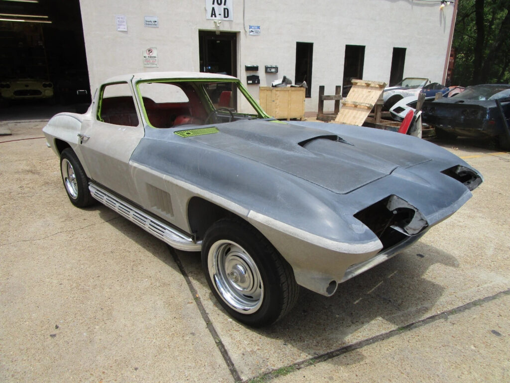1964 Chevrolet Corvette Sting RAY Sport Coupe