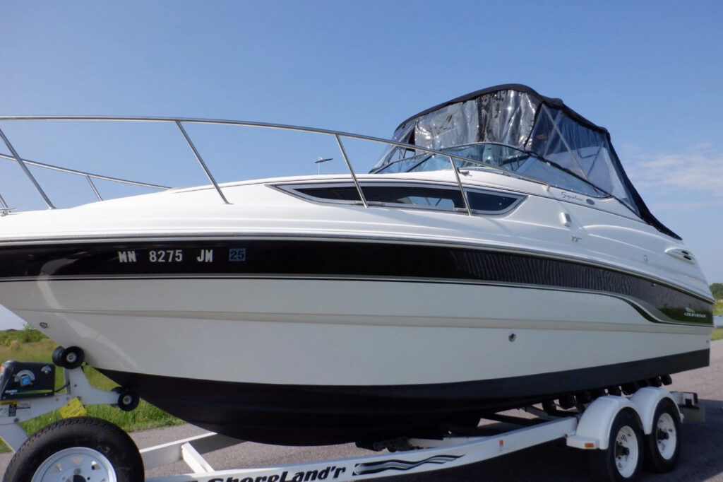 2001 Chaparral 260 Cuddie River Lake Freshwater Family Boat Sea Overnighter